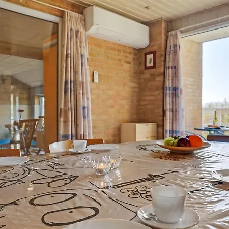 Svane - 1-2km From The Sea By Interhome *